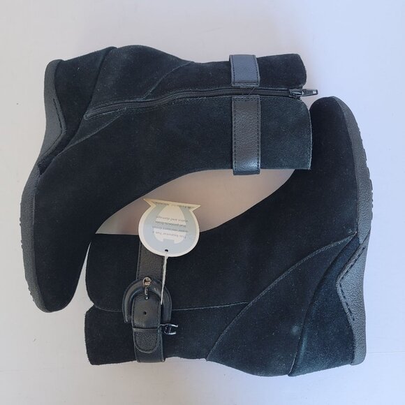 Etienne Aigner Eve 21269001 Black Suede Wedge Boots. Size 8.5M - Picture 5 of 7